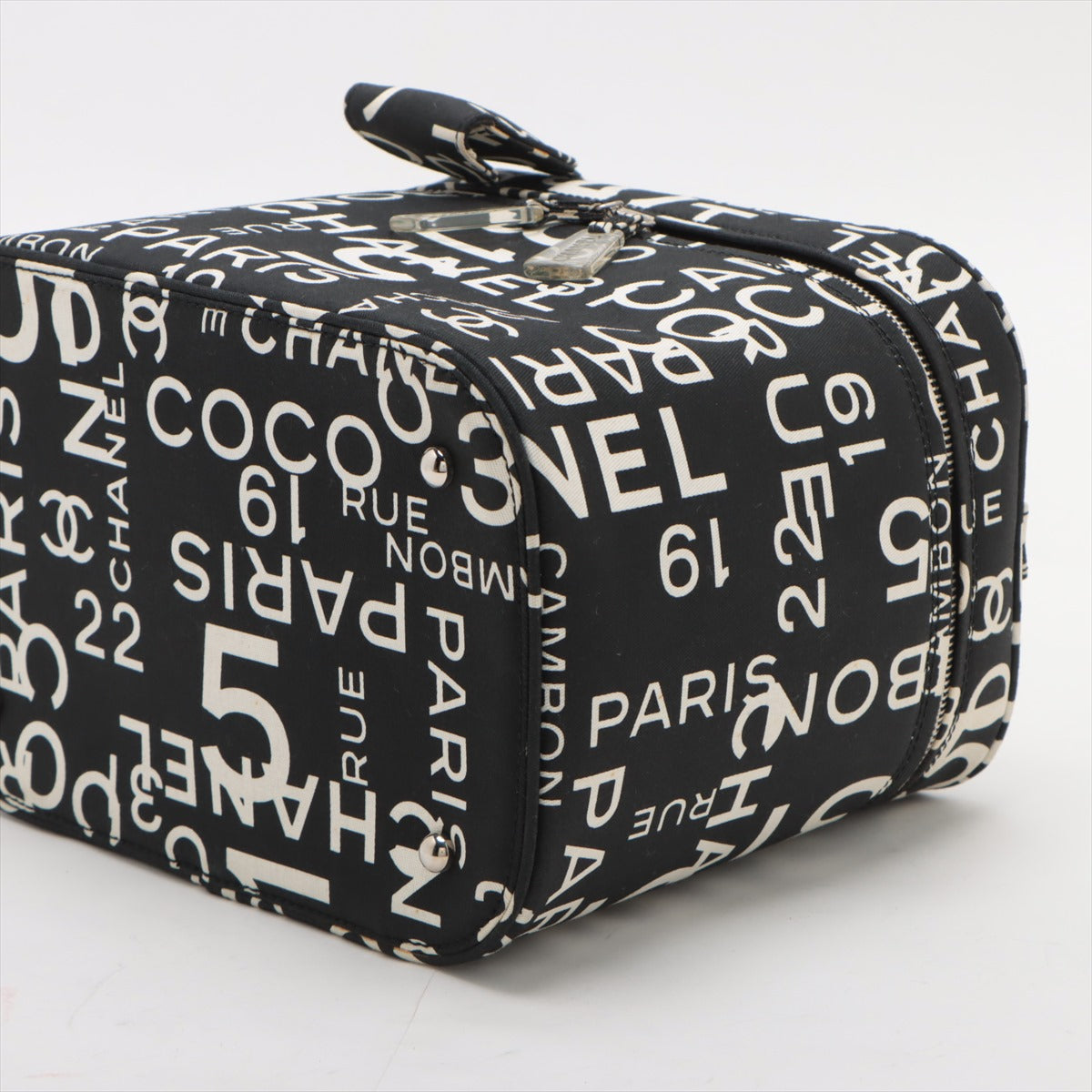 Chanel Basic Canvas Vanity Bag Black Silver G  7th