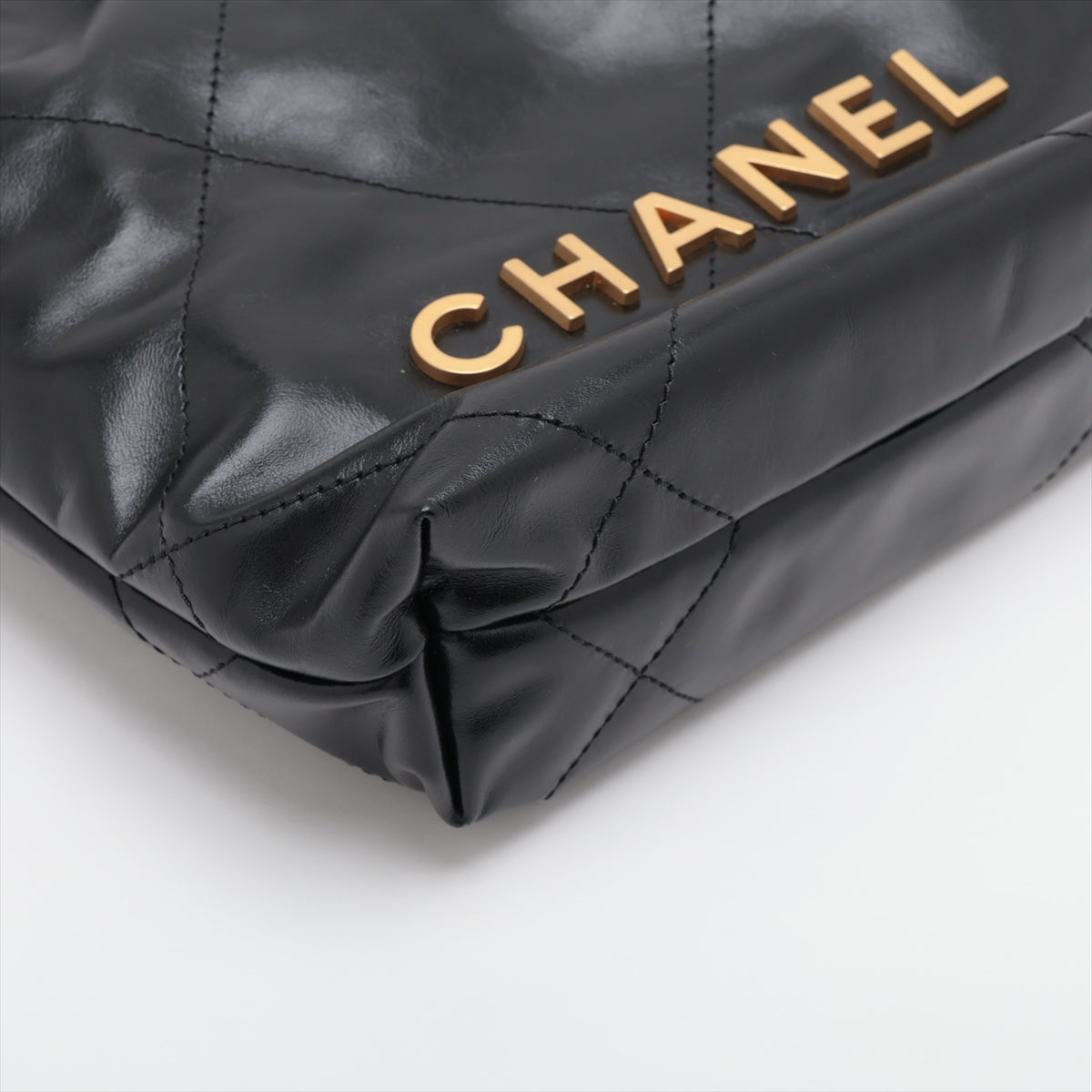 Chanel 22 Mini Leather Chain Shoulder Bag Black G  AS3980