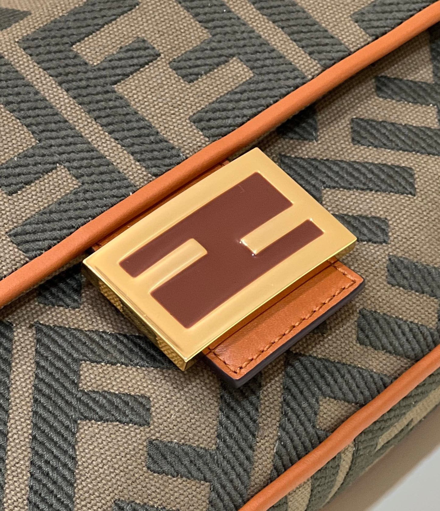 Fendi Baguette Khaki Crossbody Bags