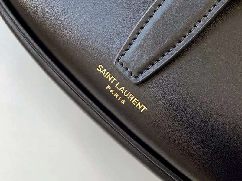 Yves Saint Laurent - Bags   186