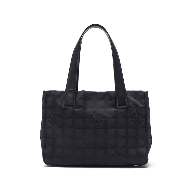 CHANEL  Loveel Line Tote Bag Nylon  Leather Black  's Bag Lady's Starting Bag  Bag Hybrid 【 Ship】 Nylon X Leather Black (Golden Tools) Lady's Starting Bag