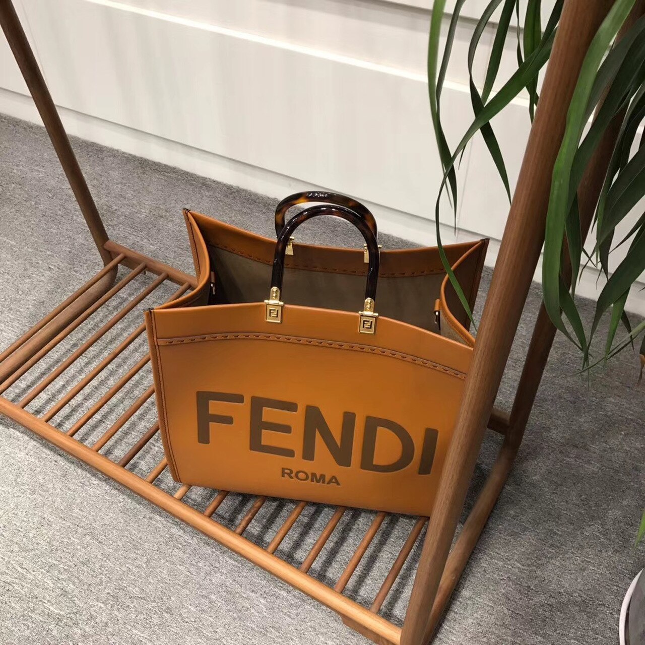 Fendi Sunshine Large Tote Bag Brown