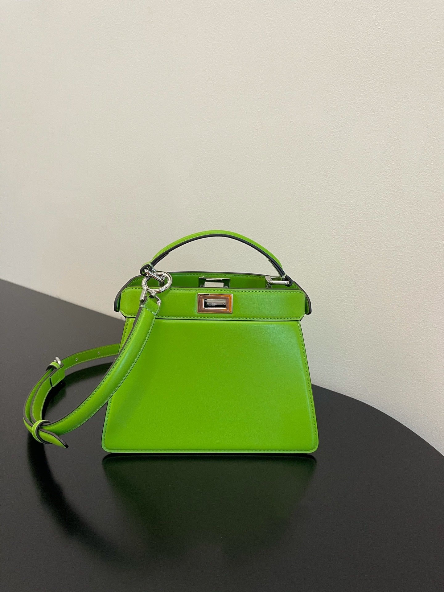 Fendi Peekaboo ISeeU Petite Chartreuse Small Bag For Woman 20cm/8in