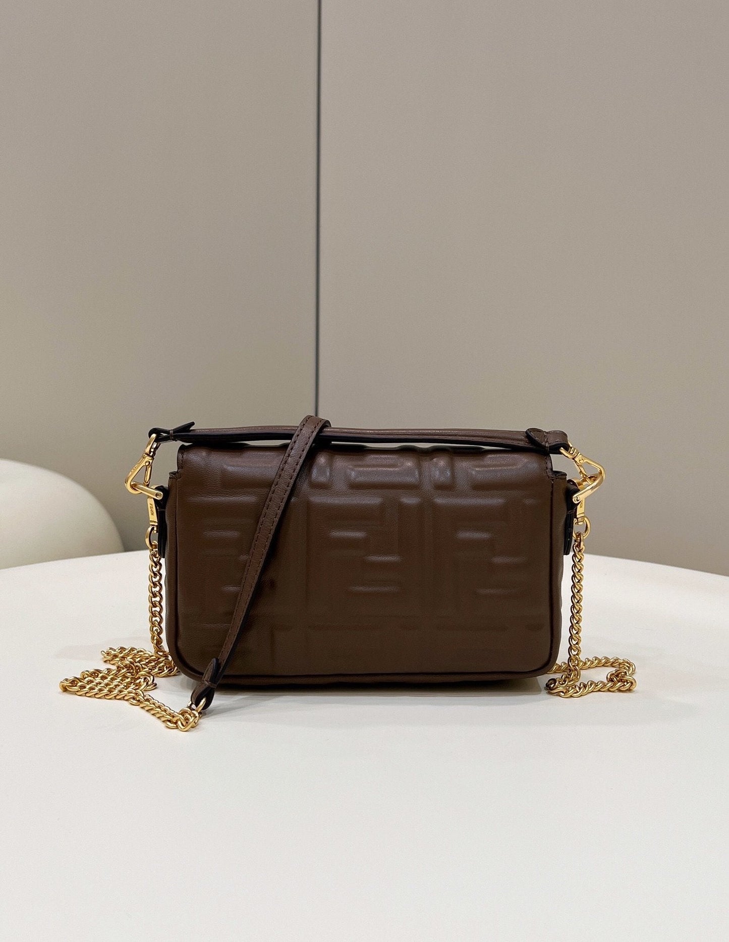 Fendi Baguette Brown Shoulder And Crossbody Bags