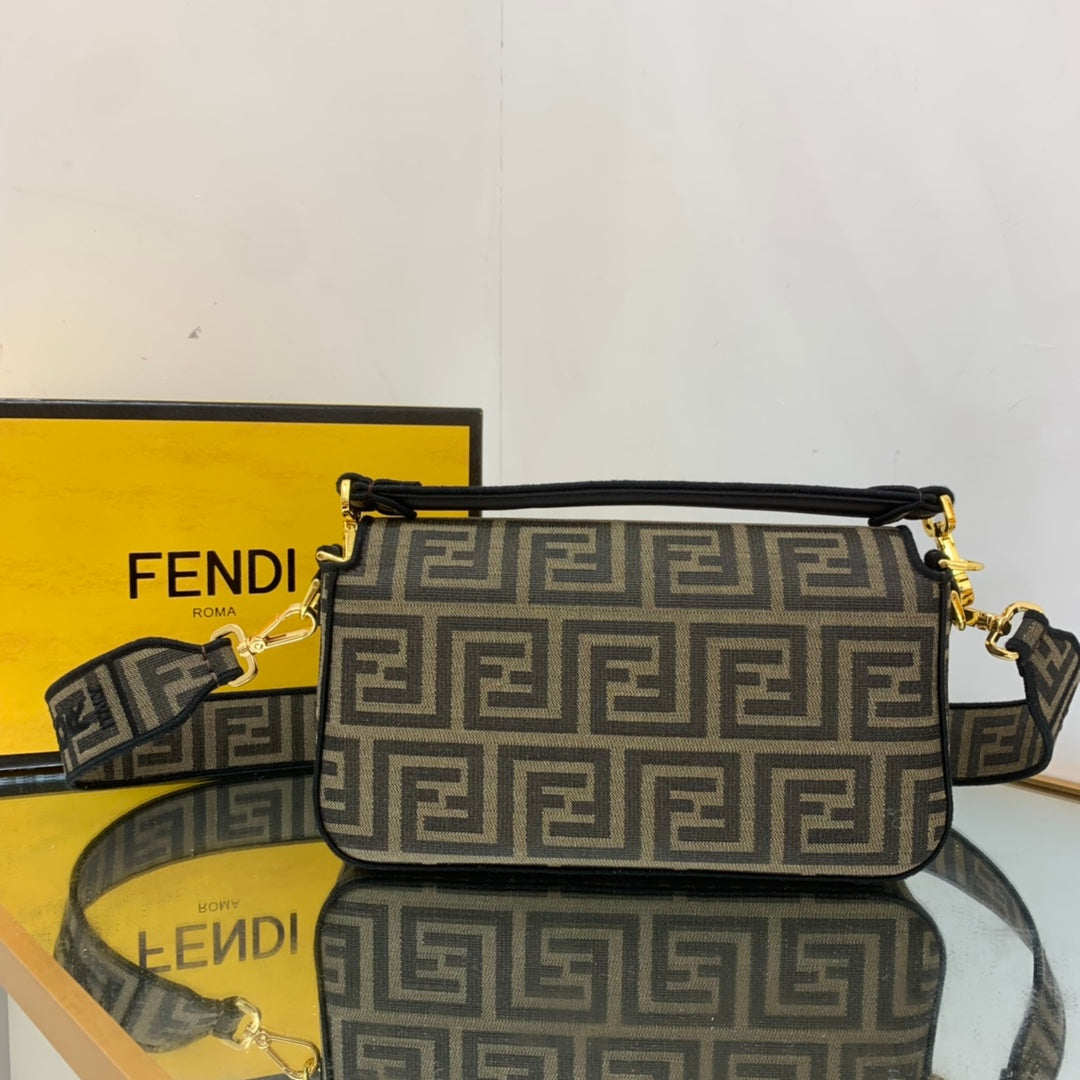 Fendi Baguette Brown fabric Brown Medium Bag For Woman 27cm/10.5in