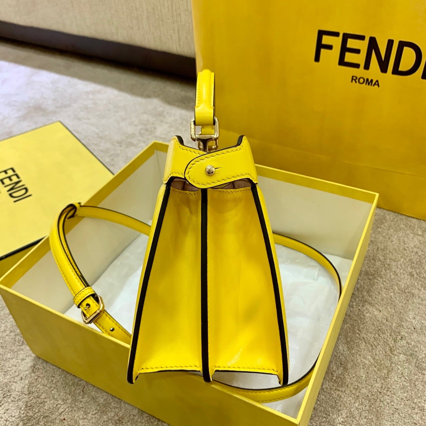 Fendi Peekaboo ISeeU East-West Yellow