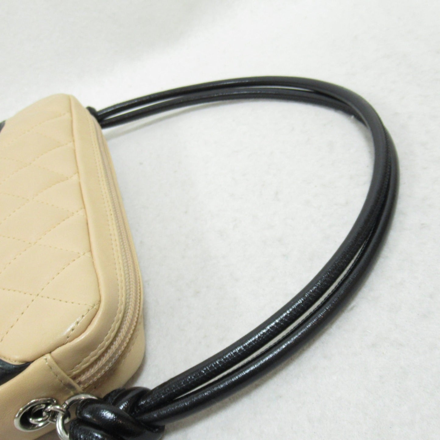 Chanel CHANEL Combo Line Accessory Pochette Accessory Pochette (Hands-on) Bag   Beige / Black A25175