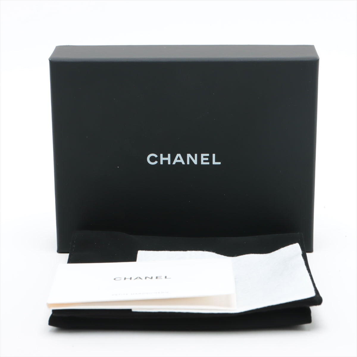 Chanel Matrasse Caviar S Chain Wallet White G