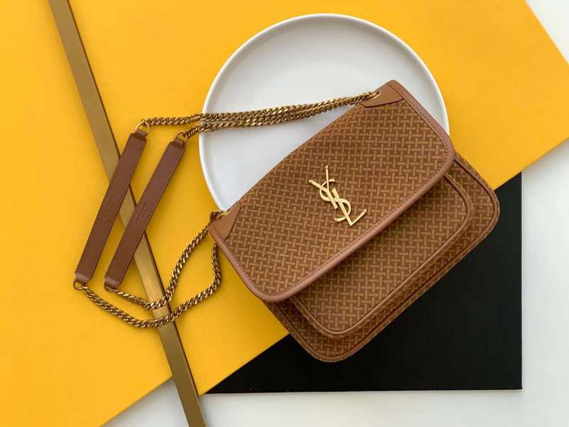 Yves Saint Laurent - Bags   395