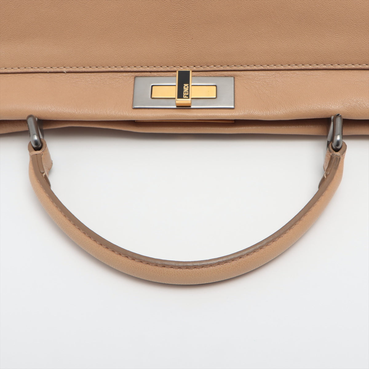 FENDI Peekaboo Lodge Handbag in Leather Beige 8BN210