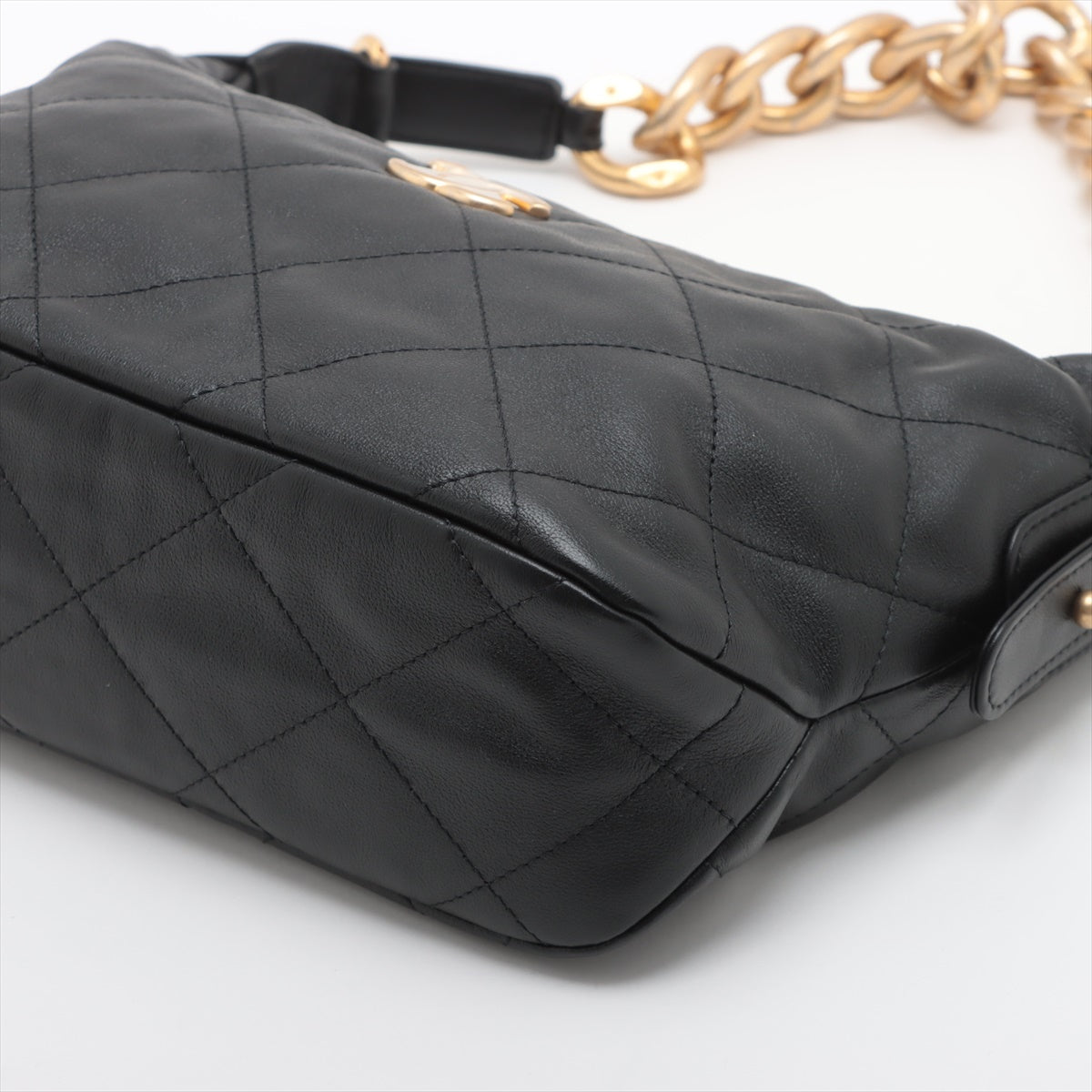 Chanel Lambskin  Chain Shoulder Bag Black G  AS2910 ay