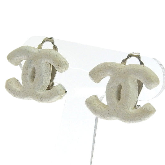 CHANEL COCOMARK White 03A  Earrings Manufactured From Metal