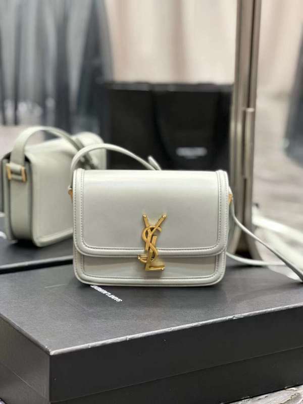 Yves Saint Laurent - Bags   621