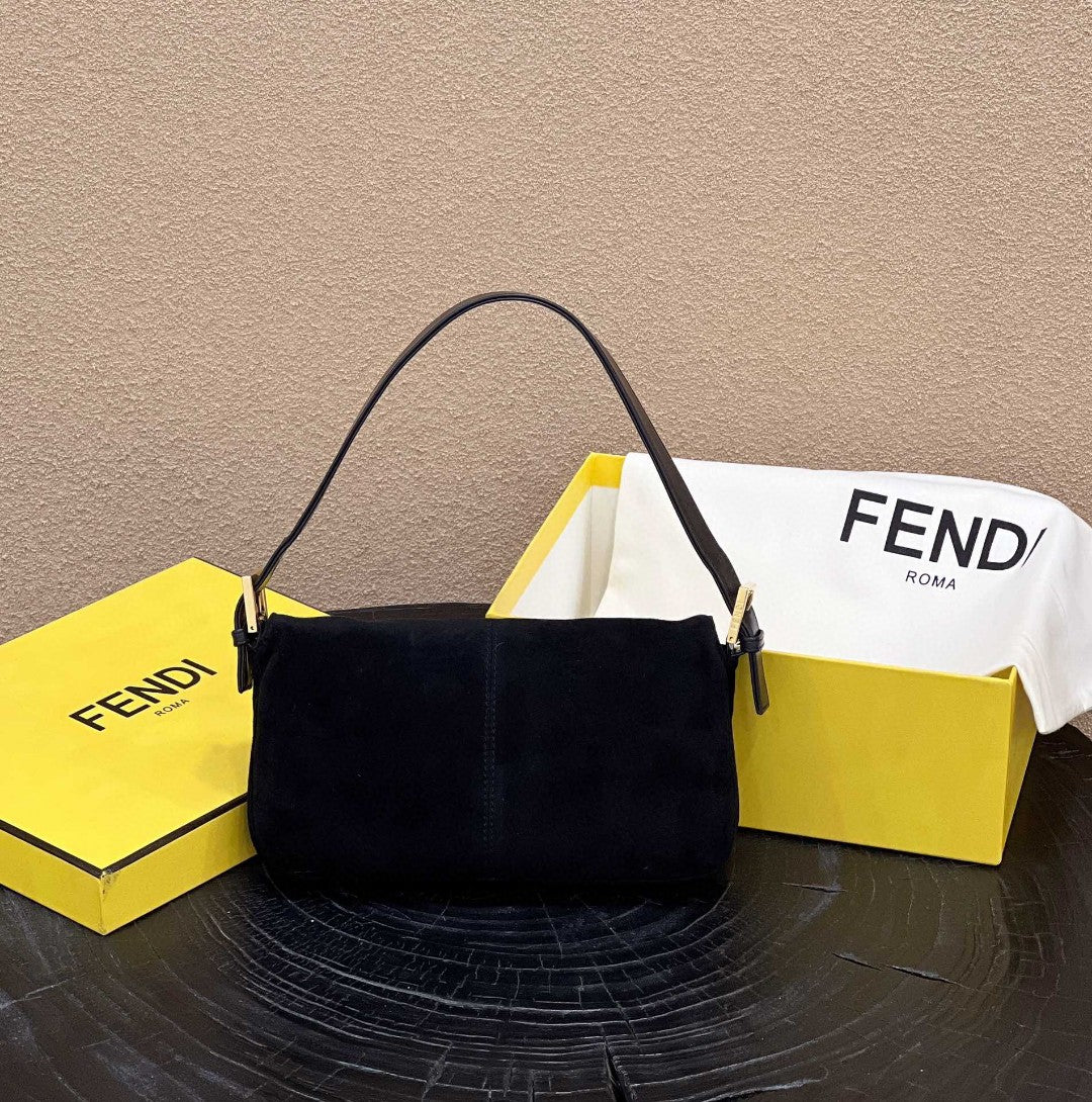 Fendi Baguette Black Bag For Woman 25cm/9.5in