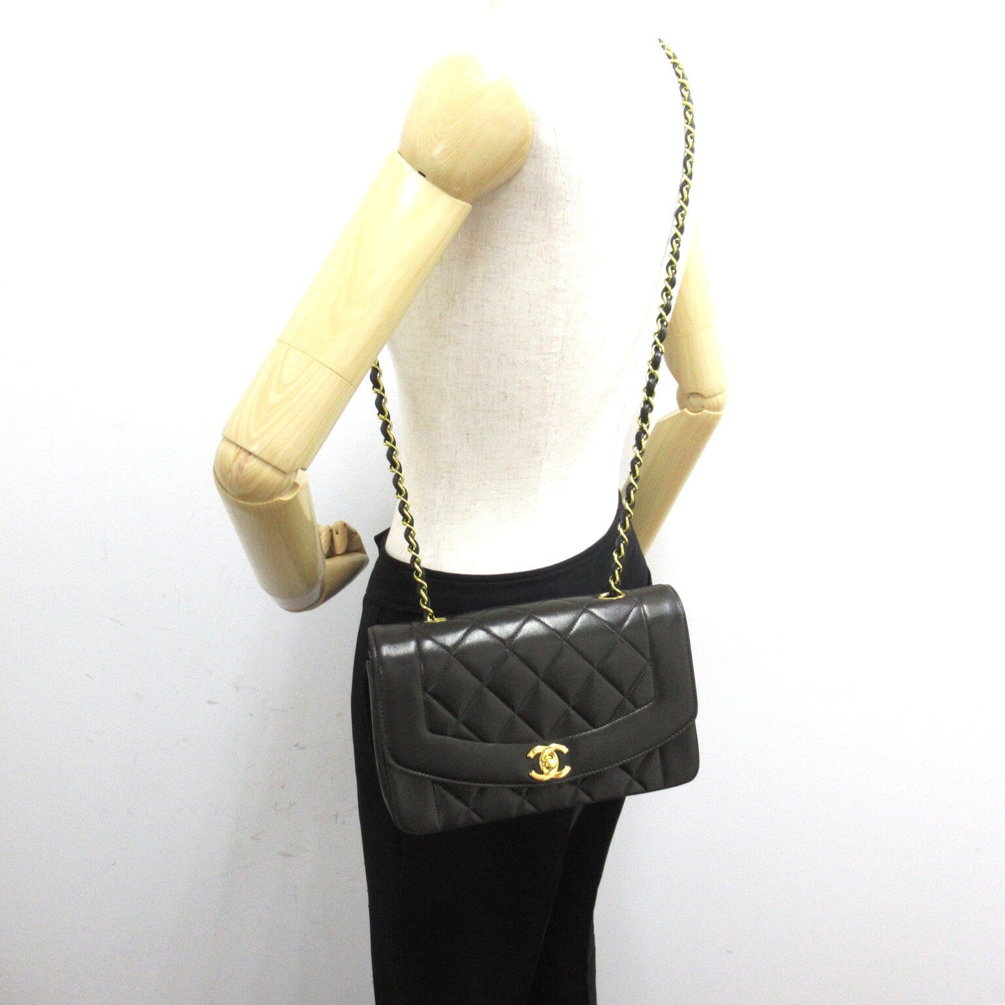 Chanel Chanel Diamond Chain Shoulder Shoulder Bag  Black Ladies Diamond Chain Shoulder