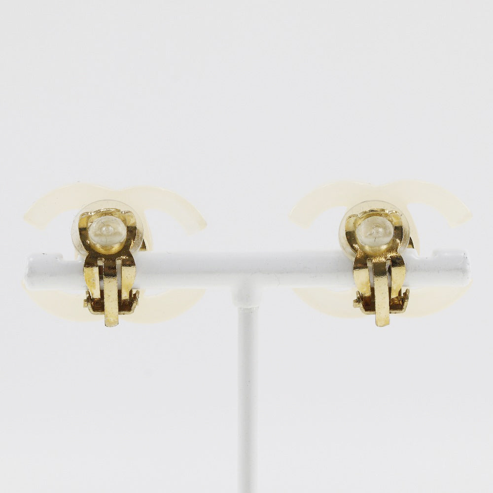 Chanel Chanel Coco Earring   2002 White 02P  5.7g COCO Mark   Earring