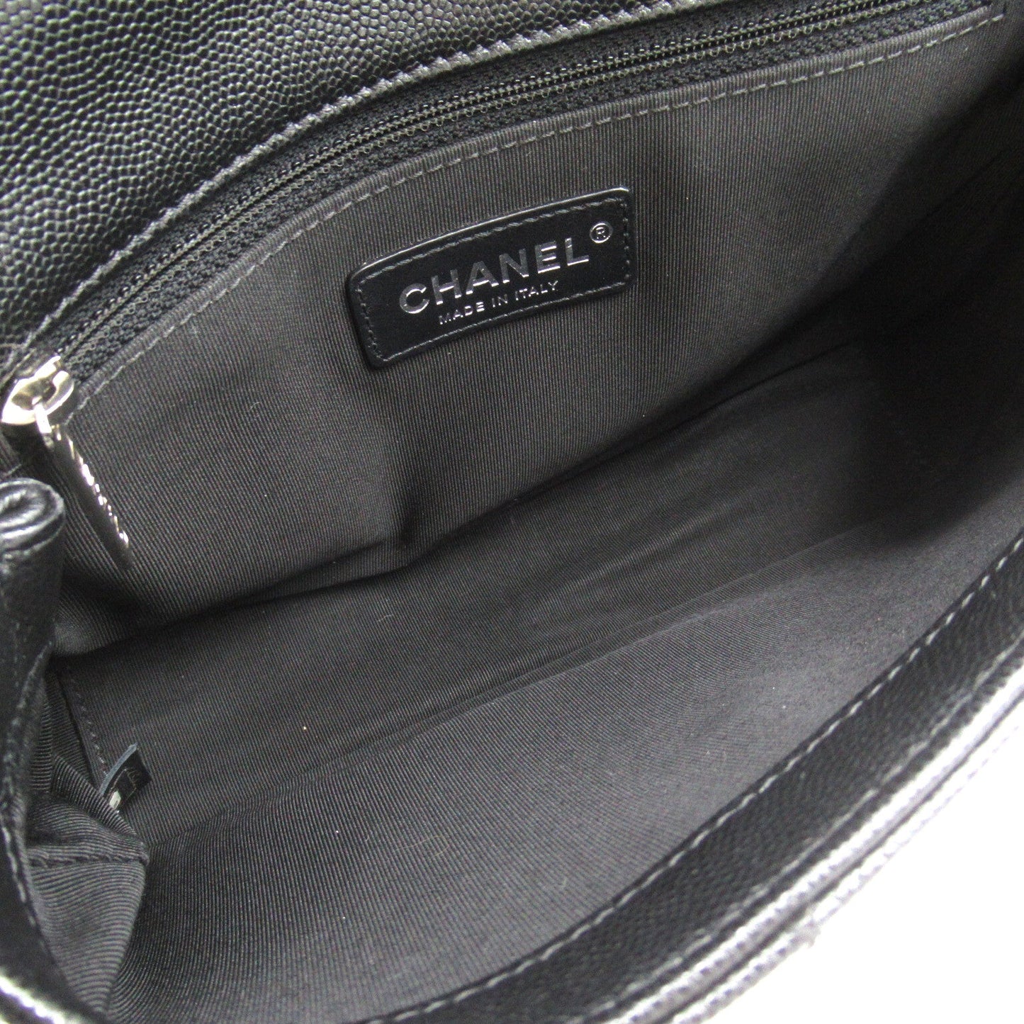 Chanel Chain Shoulder Shoulder Bag Caviar Caviar Black