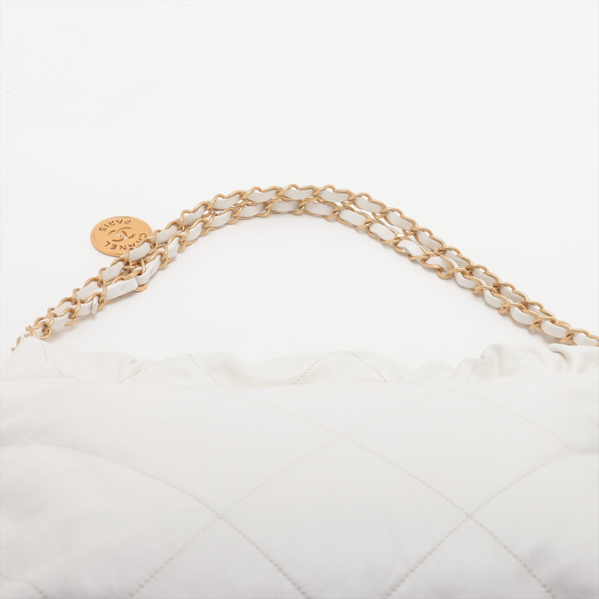 Chanel 22 Leather Chain Shoulder Bag White G