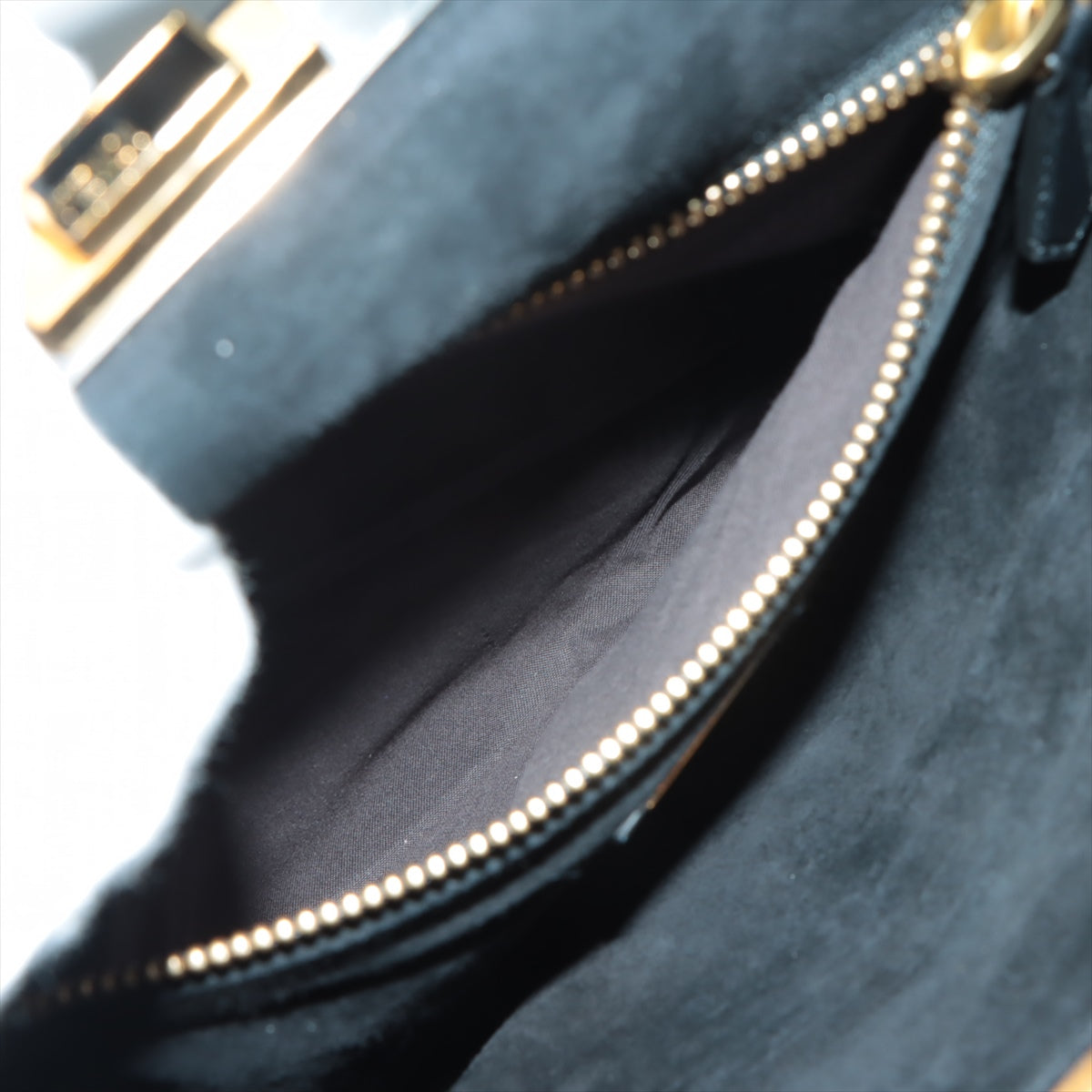 FENDI Peekaboo Lodge Handbag in Leather Black 8BN210