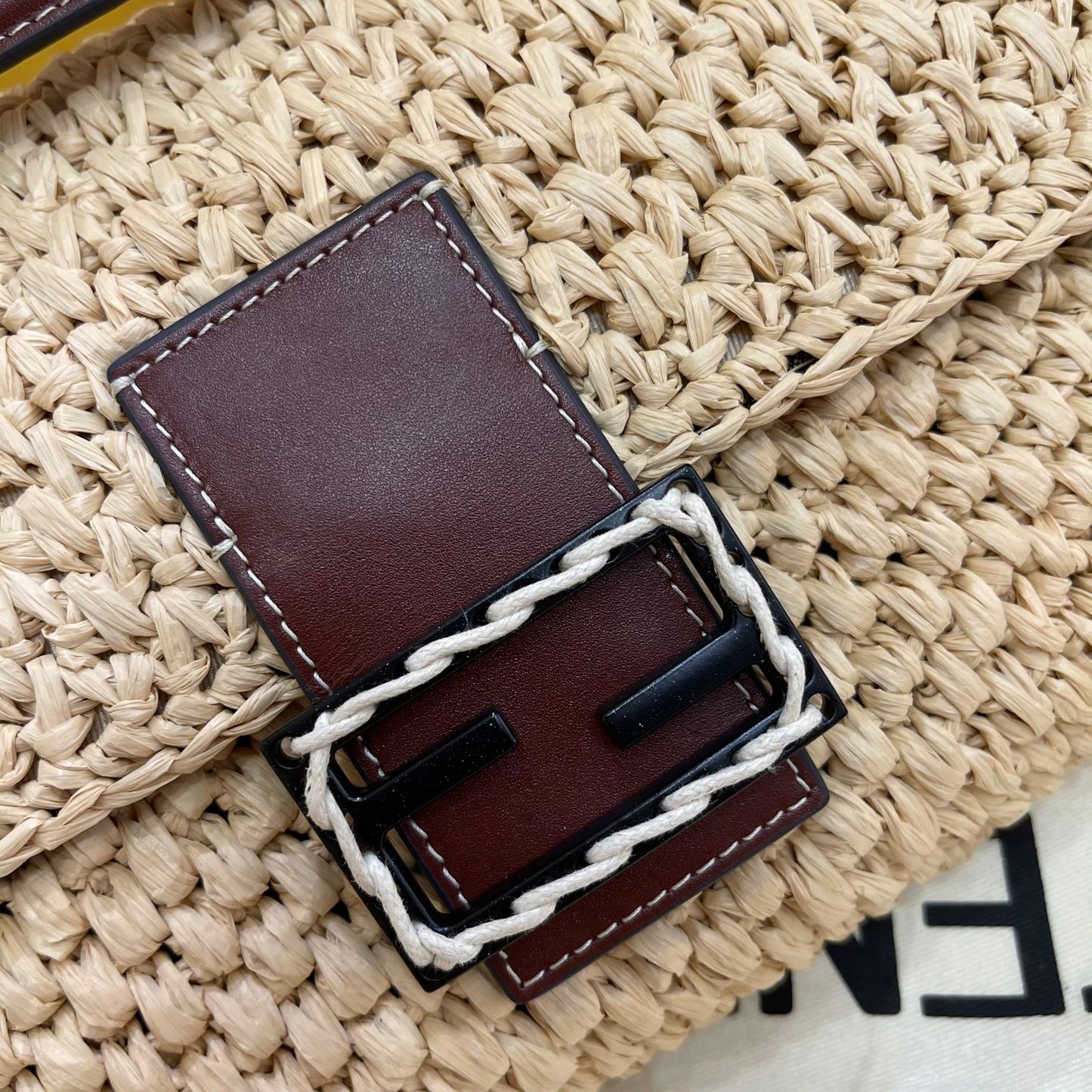 Fendi Baguette Woven Straw Red