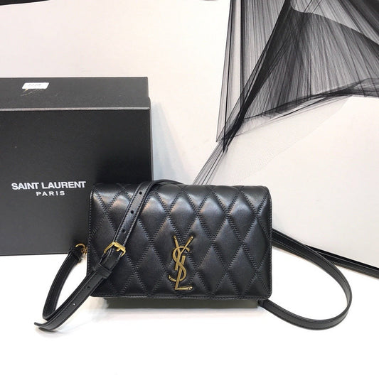 Honix - Bags - Yves Saint Laurent - Bags - 537