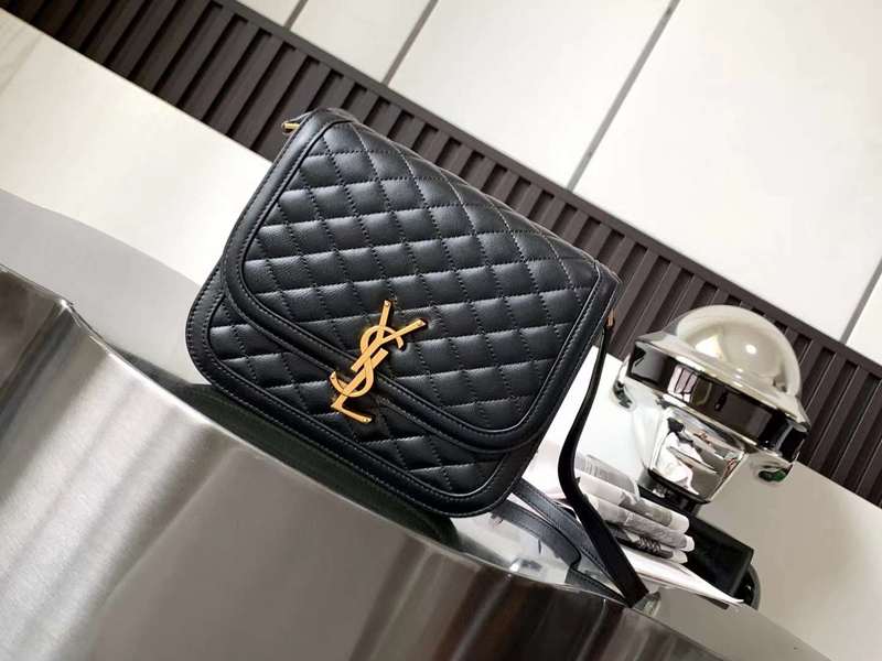 Yves Saint Laurent - Bags   620