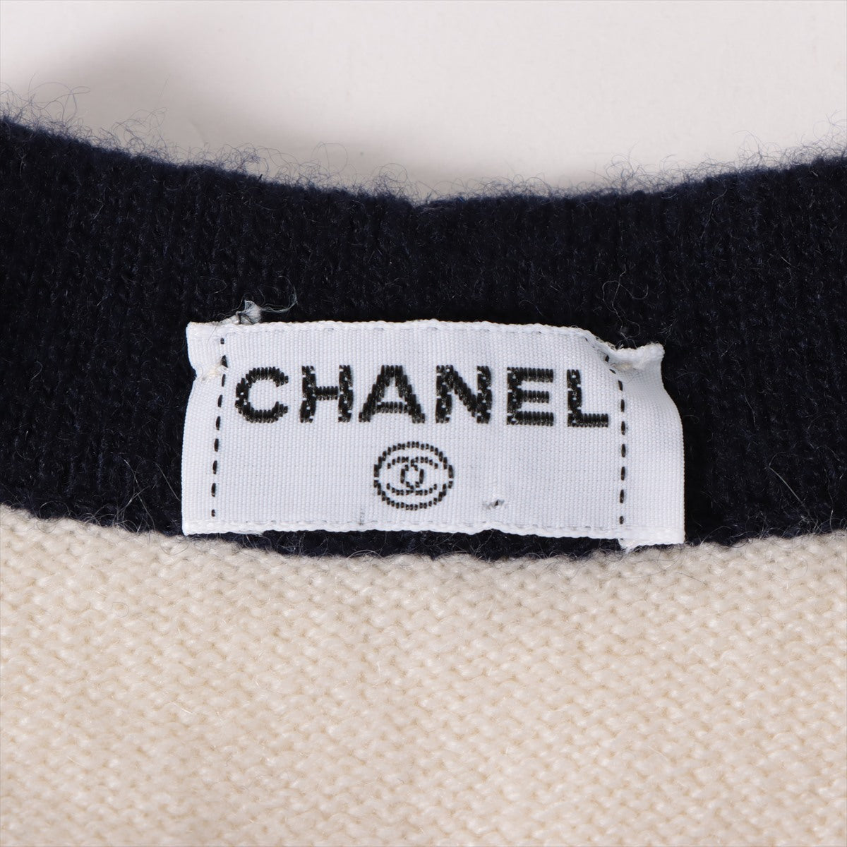 Chanel Cashmere Cardigan 3  Ivory X Navy Clover Button