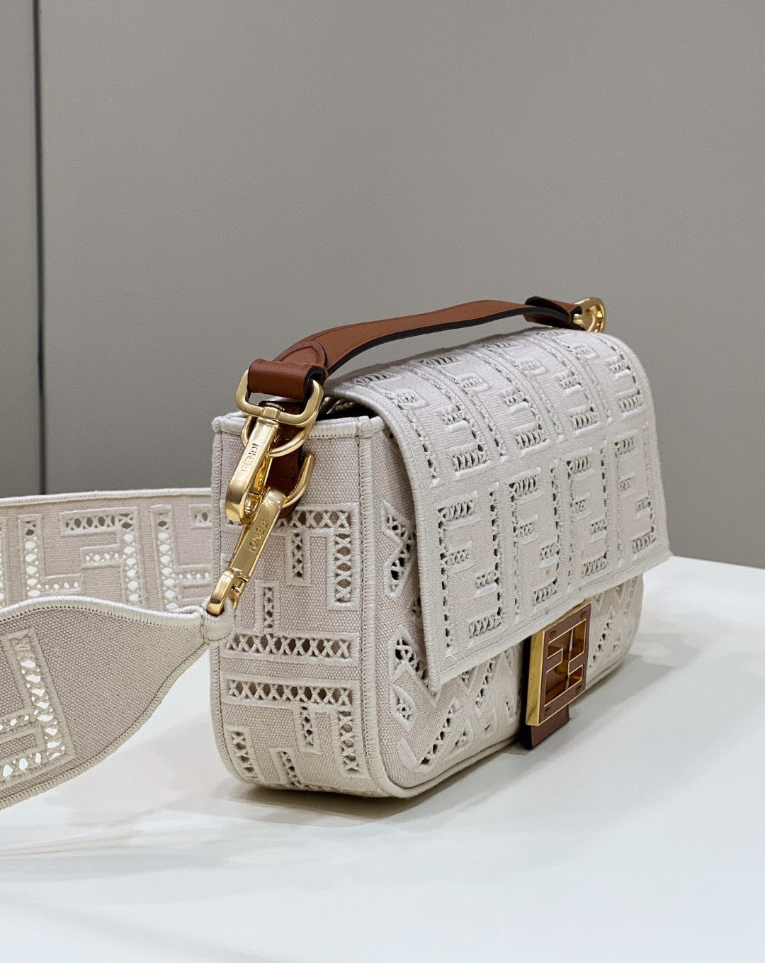 Fendi Baguette White with Embroidery Medium Bag For Woman 28cm/11in