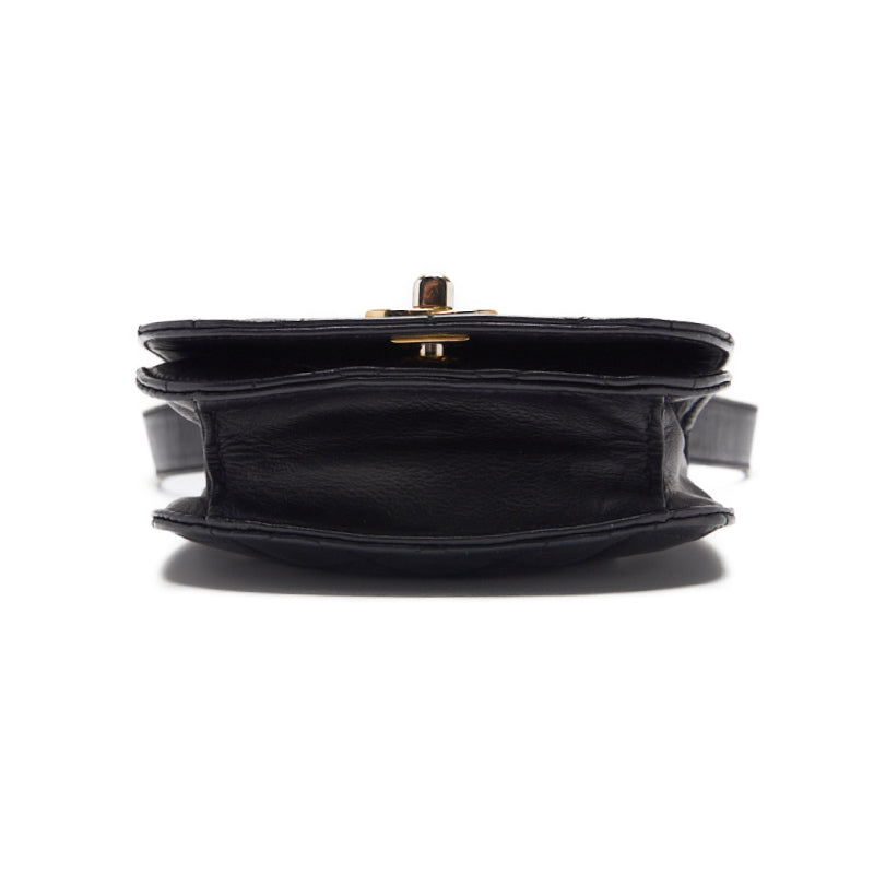 Chanel Matrasse Turn-Lock Waist Bag  Black  S Bag Wester Bag ' Shell Bag Hybrid  Ship Eb Shell Online