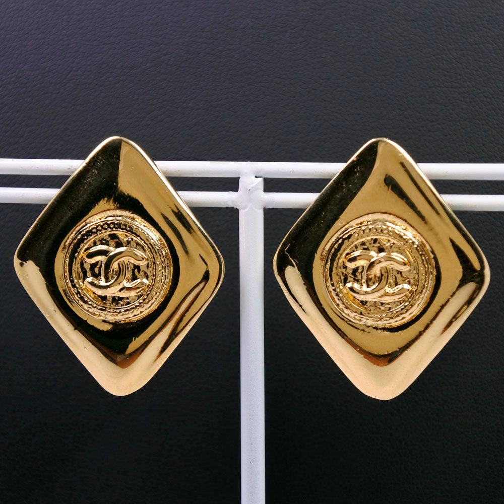 【Suale  OFF】Chanel CHANEL Earring Coco G  Gold Square  18.5g  【Supersale】 A Ranked Earring    & Buy