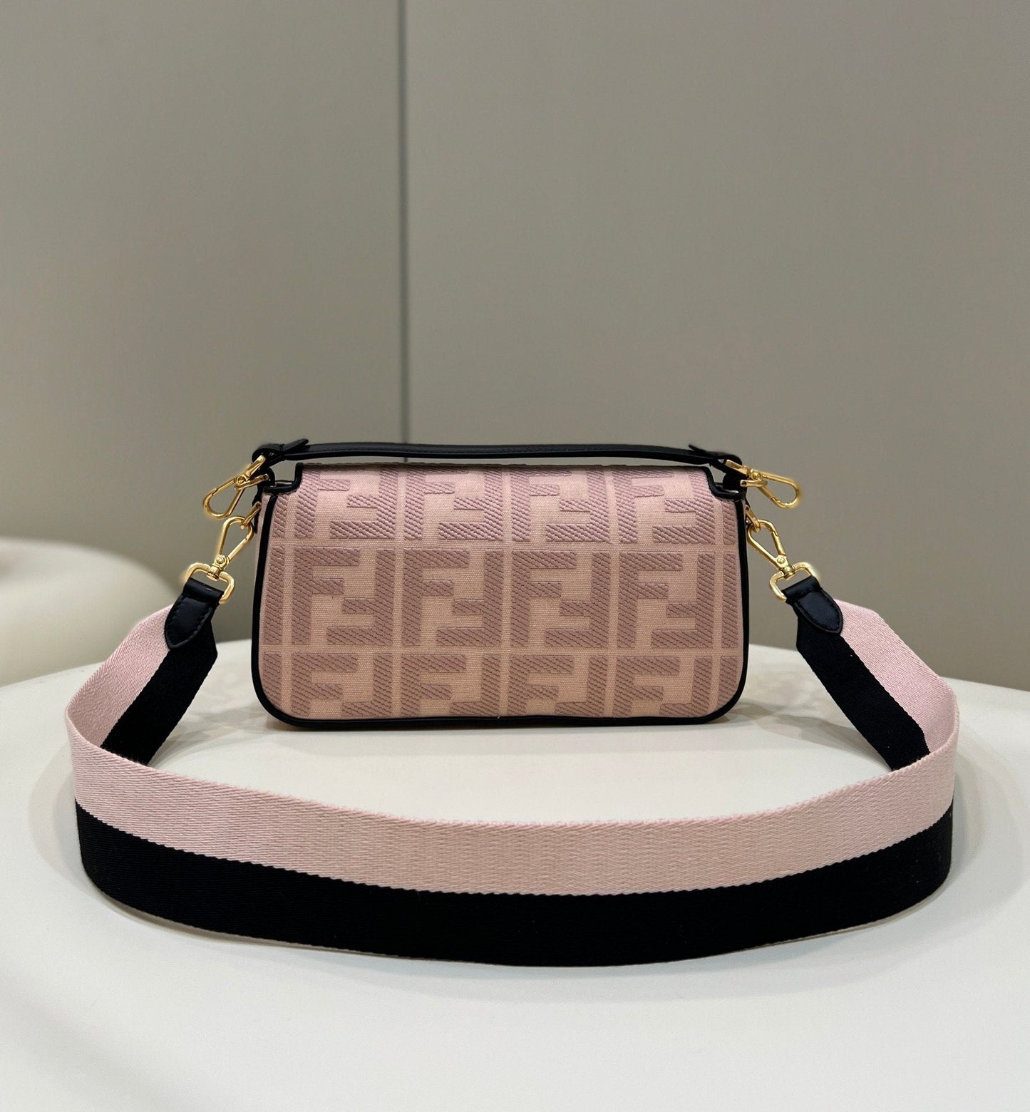 Fendi Baguette Light Pink Crossbody Bags