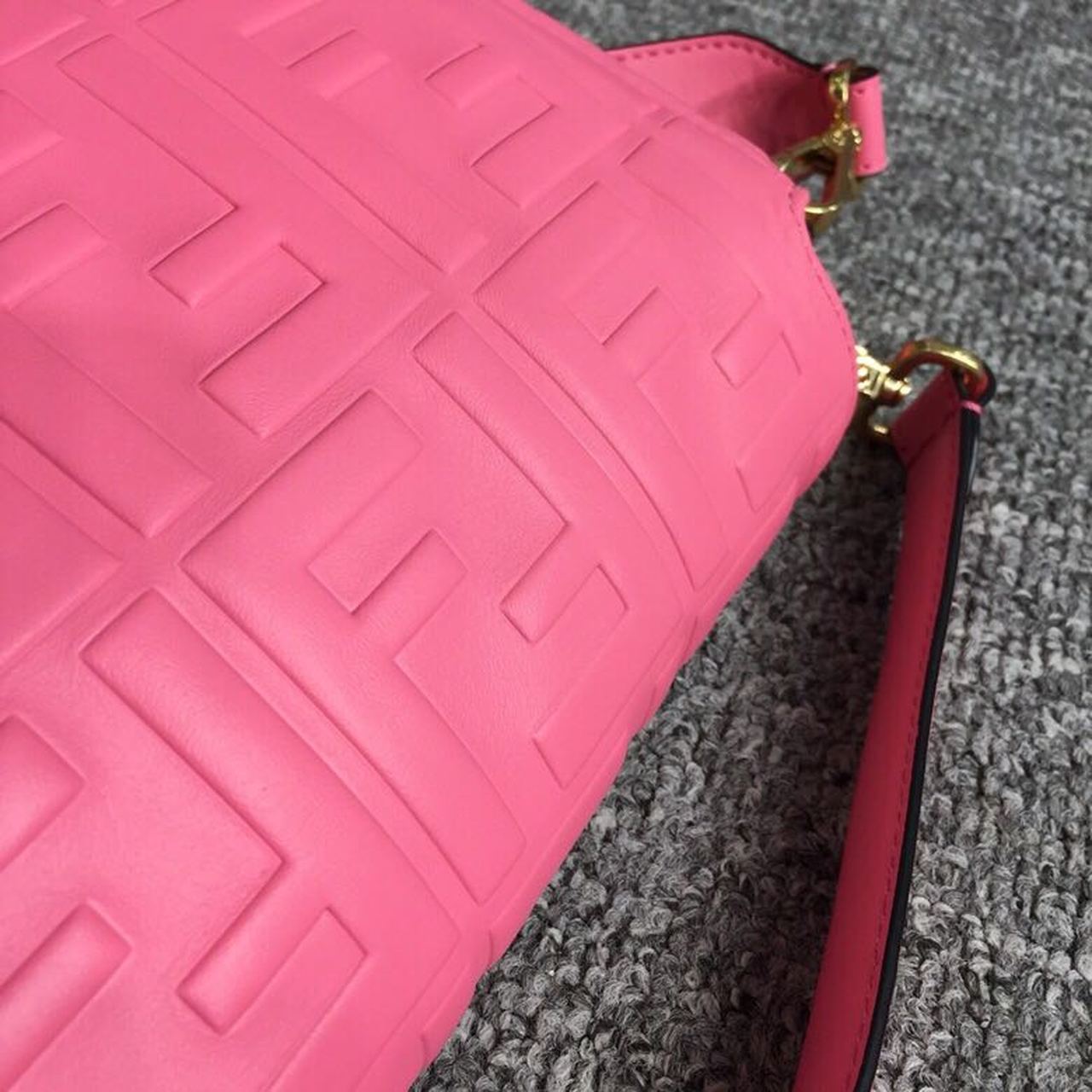 Fendi Baguette Nappa Pink Crossbody Bags