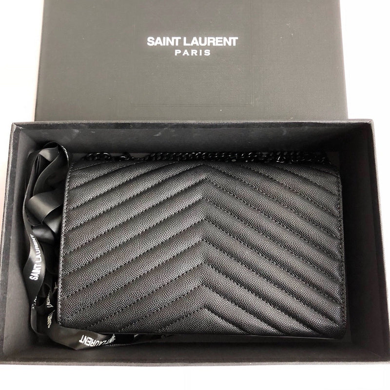 Yves Saint Laurent - Bags   100