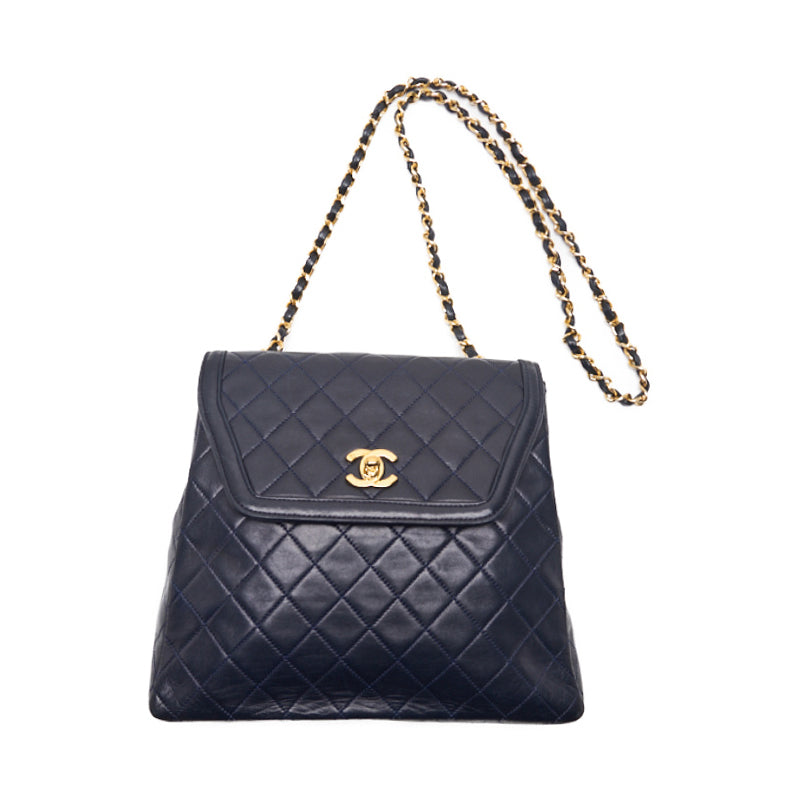 Chanel Matrasse Turnlock  Flap Tailored Chain Shoulder  Navy  Shoulder Bag  Shoulder Bag Ladies Shoulder Bag Hybrid Secondary  Ship] [SS] Himalan Bookstore Online