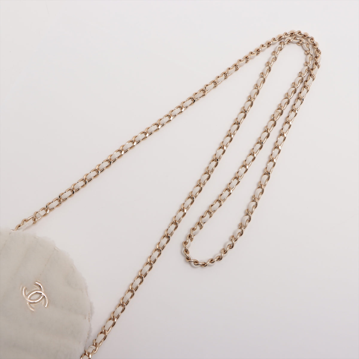 Chanel V Stitch Chain Shoulder Bag Round White G  28th