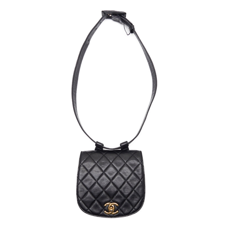 Chanel Matrasse Turn-Lock Waist Bag  Black  S Bag Wester Bag ' Shell Bag Hybrid  Ship Eb Shell Online