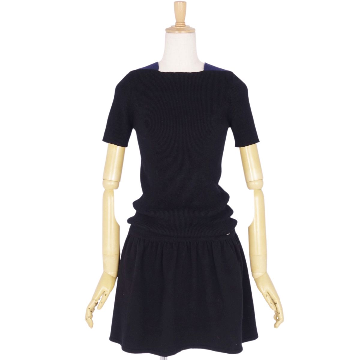 Chanel Chanel e One Earrings Dress y Short Sleeve Coco Wool Cashmereia Tops  36 (S equivalent) Black/Navey -Two-Two-Two-Two-Two-Two-Two-Two-Two-Two-Two-Two-Two-Two-Two-Two-Two-Two-Two-Two-Two-Two-Two-Two-Two-Two-Two-Two-Two-Two-Two-Two-Two-Two-Two-