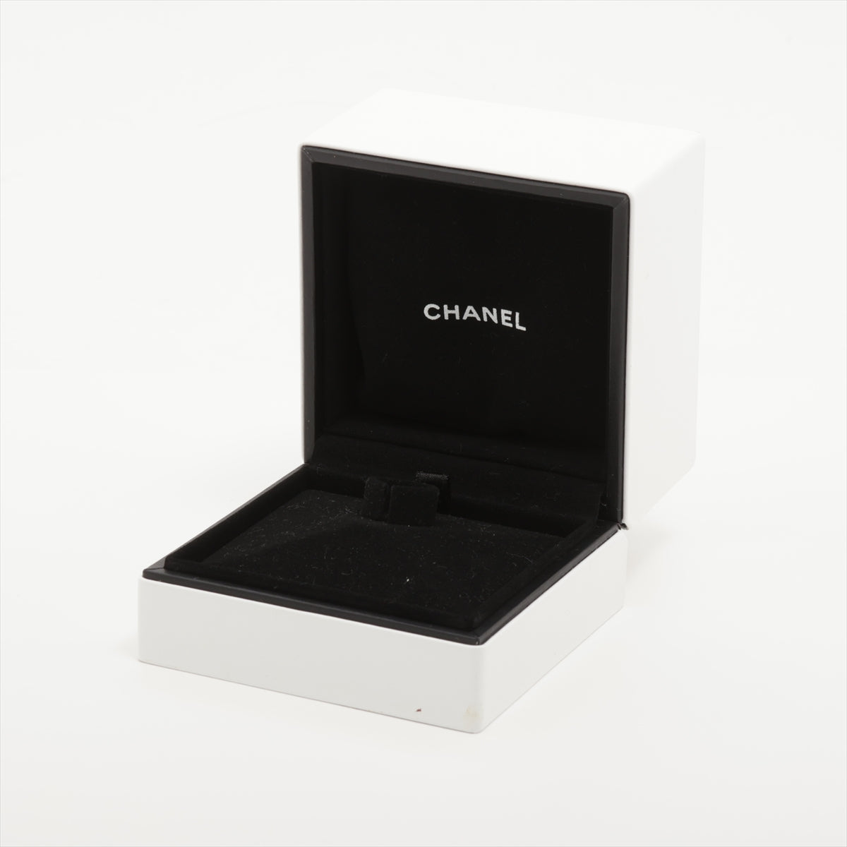 CHANEL SUL SHINee du Lyon Rapislasli Diamond Ring 750 (YG) 9.4g 53 NOW