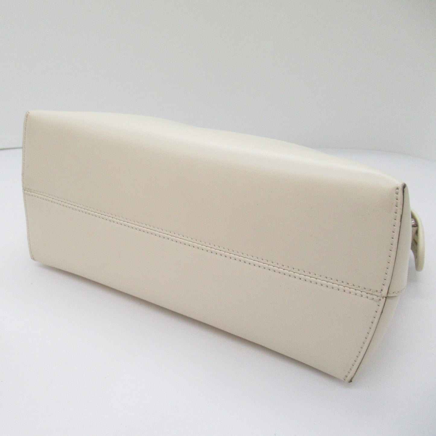 Fendi Fendi Byzaw Shoulder Bag Shoulder Bag Leather  White Off White