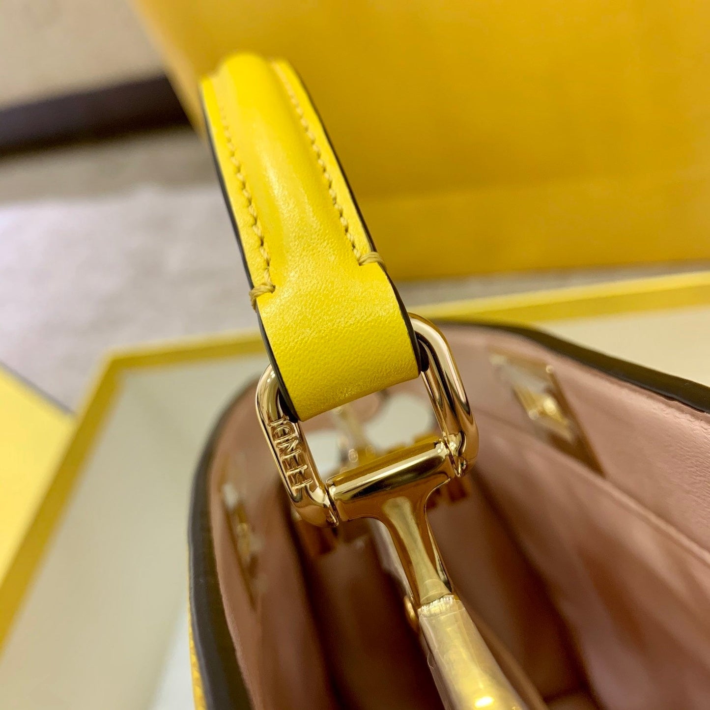 Fendi Peekaboo ISeeU East-West Yellow