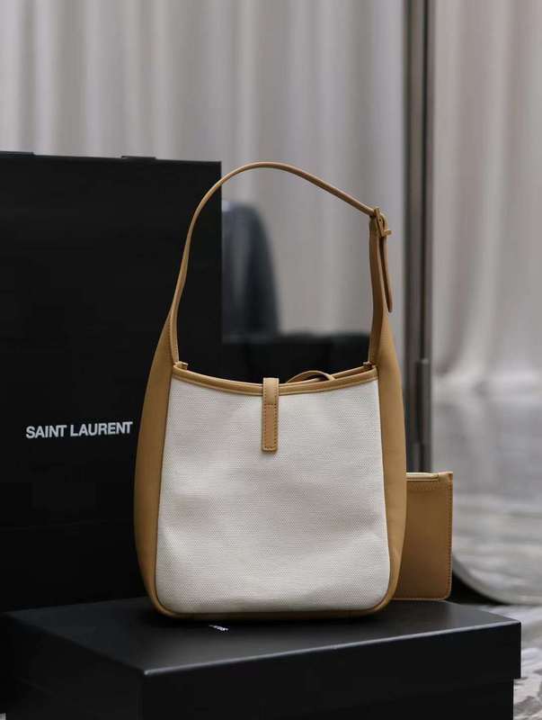 Yves Saint Laurent - Bags   658