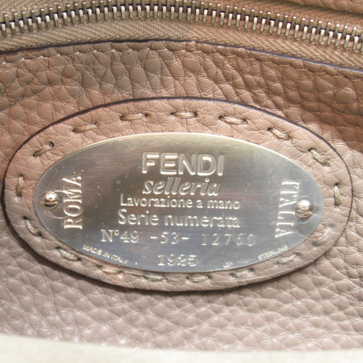 Fendi Fendi Peak Booth Mall 2w Shoulder Bag 2way Shoulder Bag Leather Pearson  Grey Grey 8BN244