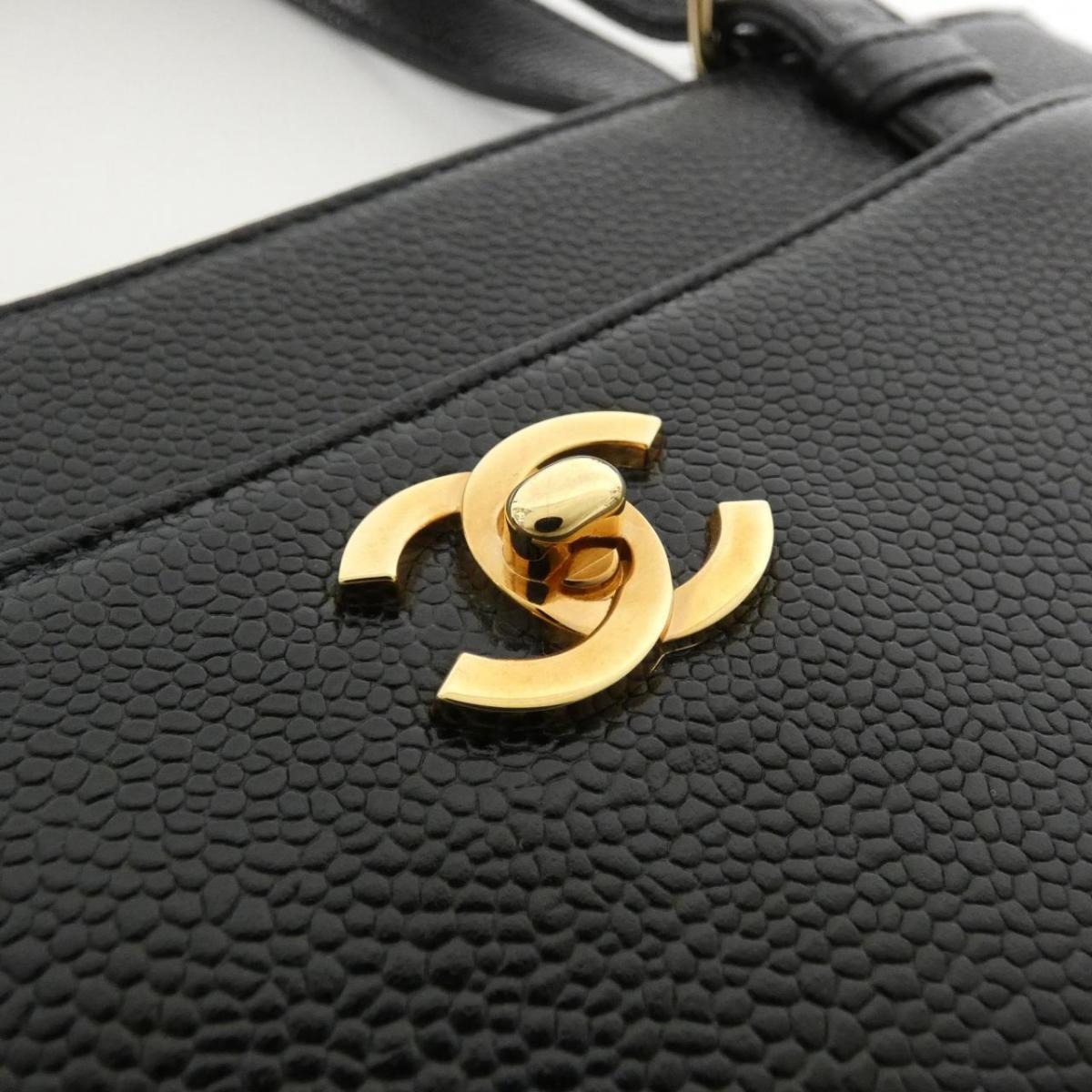 Chanel 12389