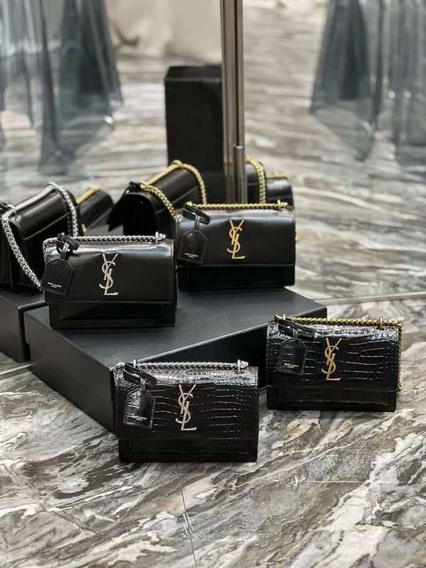 Yves Saint Laurent - Bags   639