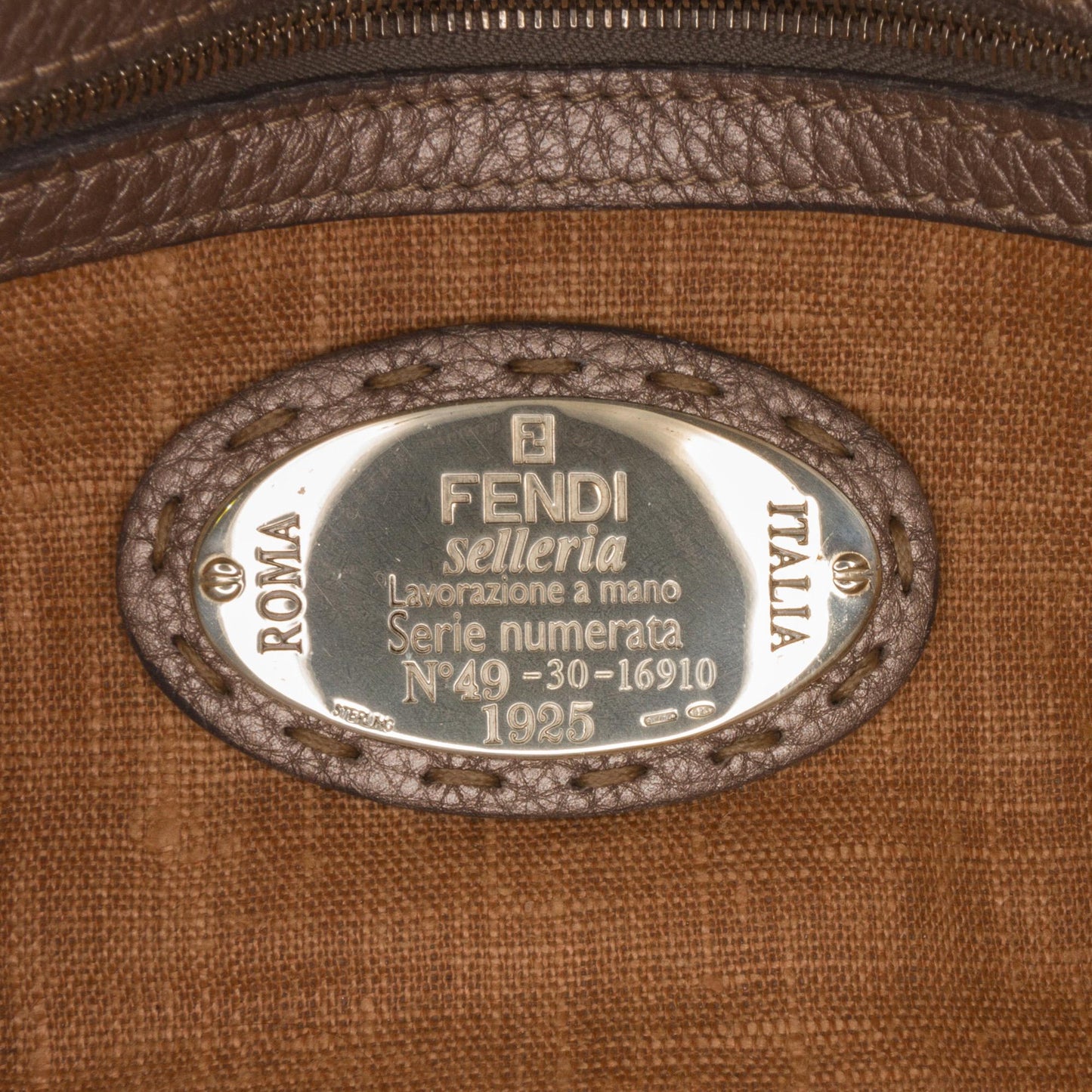 Fendi Selleria Baguette (SHG-gqGROs)