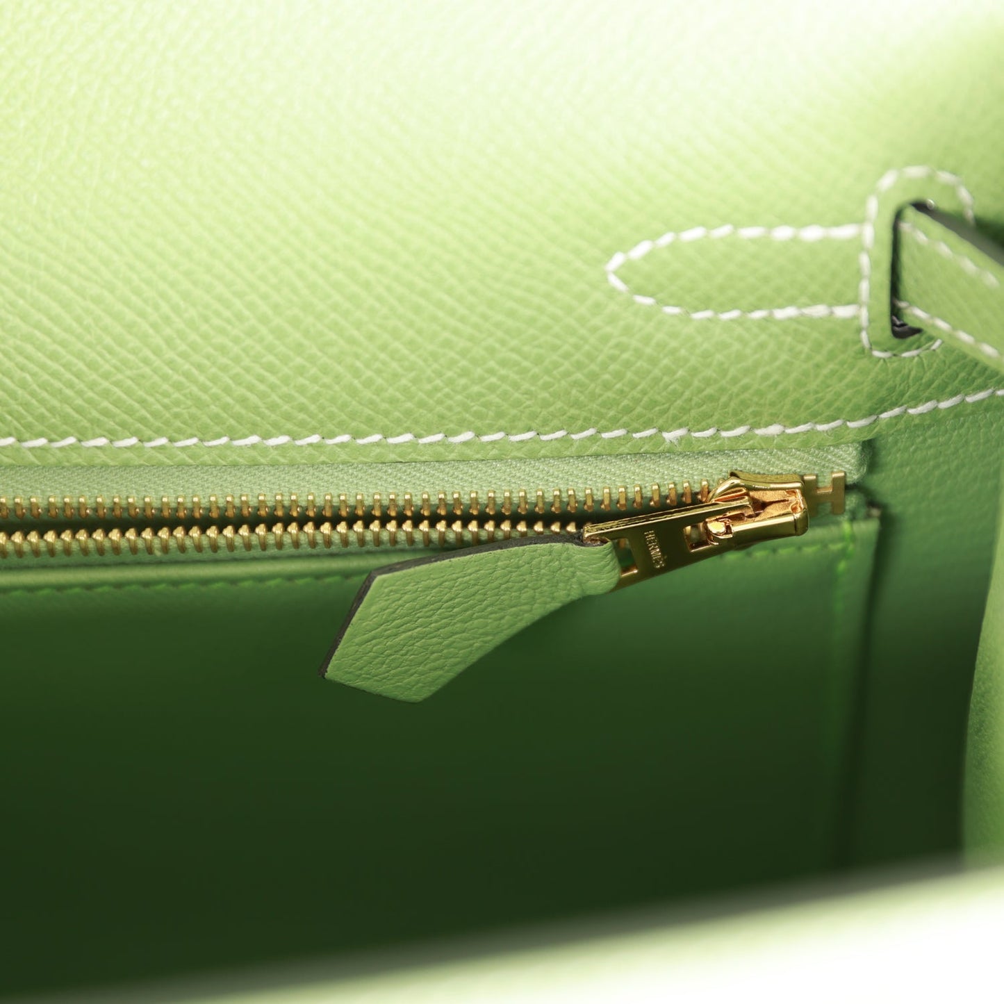 Hermes Kelly Sellier 25 Vert Criquet Epsom Permabrass Hardware