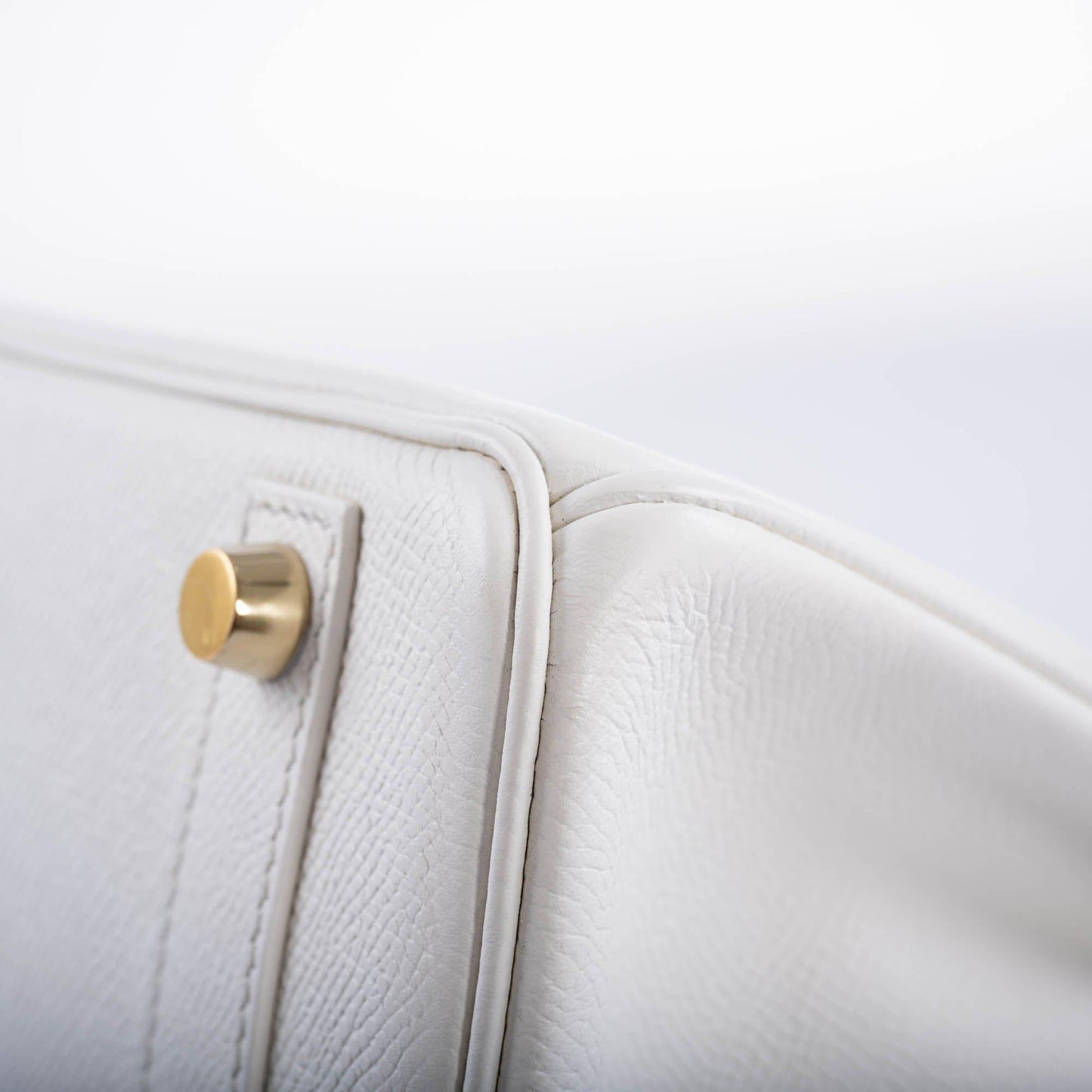 Hermes Birkin 25 White Epsom with Gold Hardware - 2008, L Square