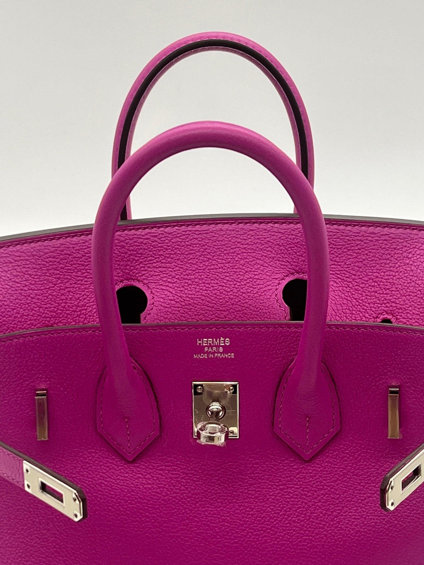 Hermes Birkin 25 Verso Magnolia / Capucine Novillo Leather