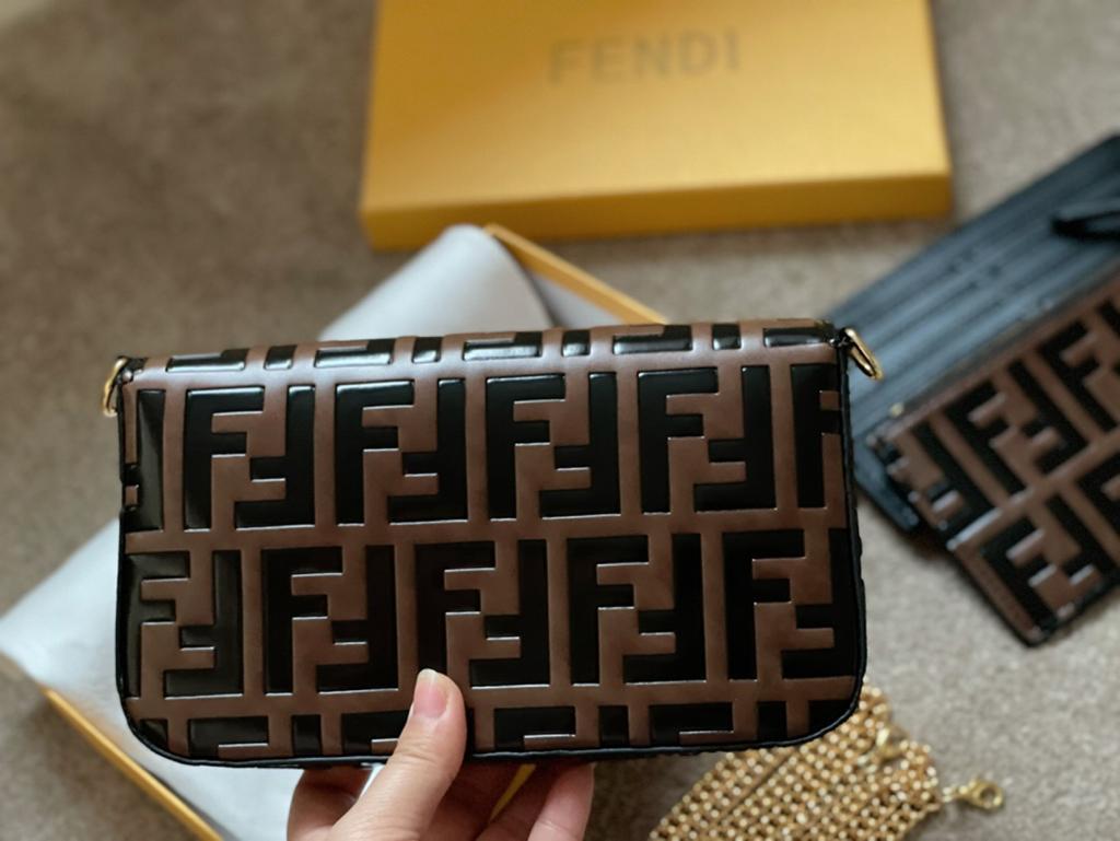 Fendi Hanld Bag 19cm Brown