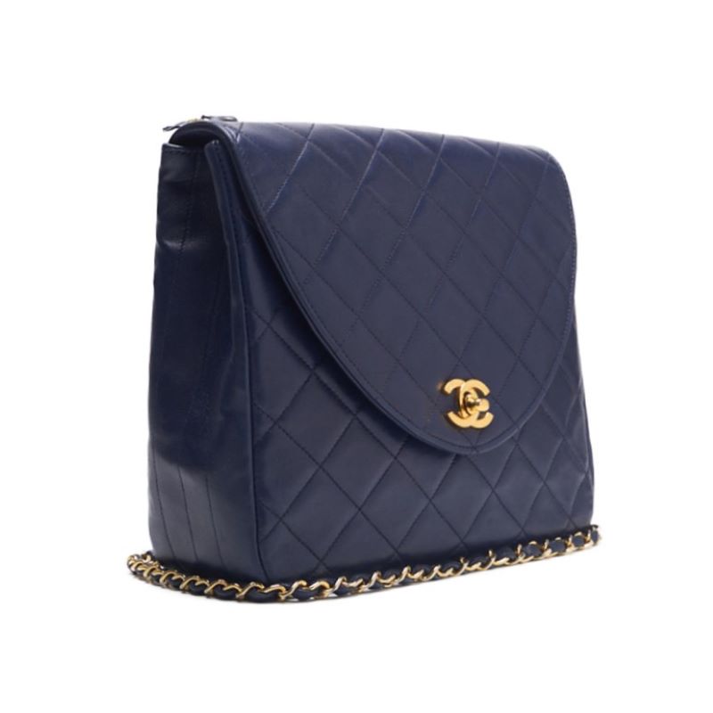 Chanel Matrasse Turn-Lock Round Flap Chain Shoulder  Navy  Shoulder Bag  Bag Hybrid 【 Delivery】  Mountain Bookstore Online